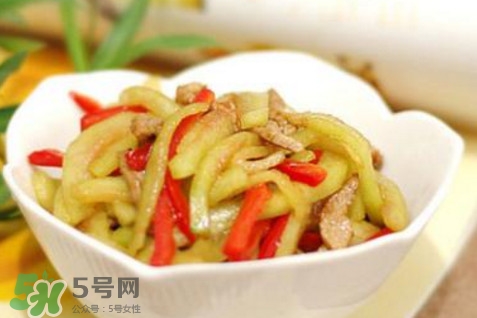 西瓜皮能吃嗎？西瓜皮怎么做好吃