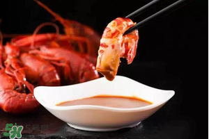 周黑鴨小龍蝦好吃嗎？周黑鴨小龍蝦試吃評測