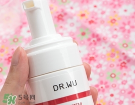 dr.wu杏仁酸洗面奶怎么樣？dr.wu杏仁酸洗面奶怎么用