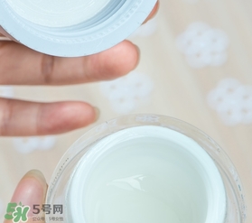 dr.wu達爾夫玻尿酸面霜怎么樣？dr.wu玻尿酸面霜怎么用？