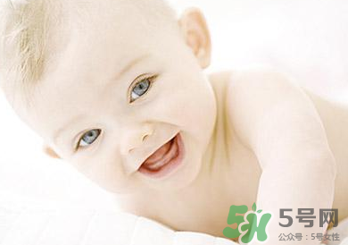 該怎么給嬰兒做口腔護(hù)理？新生兒口腔護(hù)理有哪些要點(diǎn)？