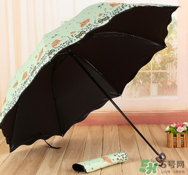 防紫外線傘可以淋雨嗎？防紫外傘雨天可以打嗎？