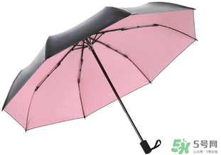 防紫外線傘可以淋雨嗎？防紫外傘雨天可以打嗎？