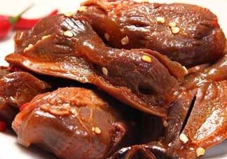 周黑鴨和絕味哪個(gè)好吃？絕味鴨脖和周黑鴨哪個(gè)好吃？