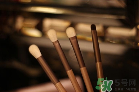 受受狼小葡萄多少錢?受受狼小葡萄化妝刷價(jià)格 受受狼小葡萄多少錢?受受狼小葡萄化妝刷價(jià)格