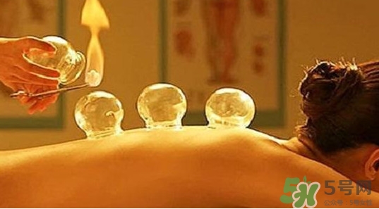 刮痧拔罐可以同時做嗎？刮痧拔罐能一起做嗎