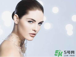 雅詩蘭黛高純專效系列什么時候上市_使用效果 雅詩蘭黛高純專效系列什么時候上市_使用效果