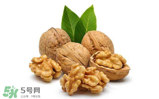 核桃仁怎么保存？核桃仁生吃好還是熟吃好？