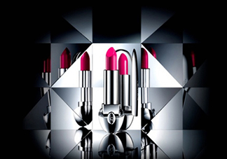 歡樂頌2樊勝美蔣欣用的什么口紅？同款嬌蘭臻彩寶石唇膏