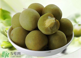 青梅怎么腌制脆青梅？脆青梅的腌制方法