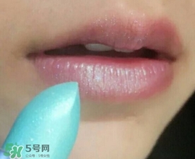 mac獨角獸的眼淚怎么涂？mac魅可獨角獸的眼淚怎么用？