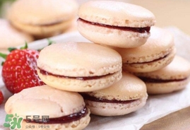 馬卡龍成本貴嗎？馬卡龍?jiān)诜▏?guó)當(dāng)?shù)氐膬r(jià)格