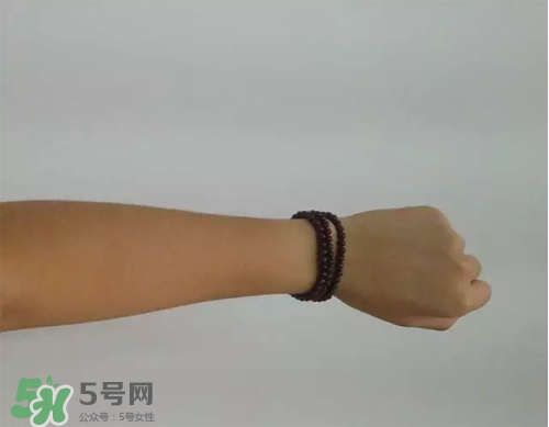 大創(chuàng)美白乳液多少錢？大創(chuàng)美白乳液為什么那么便宜