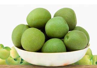 青梅怎么腌制脆青梅？脆青梅的腌制方法