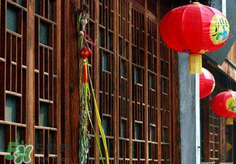 艾草掛門上是什么意思？艾草放門口什么作用？