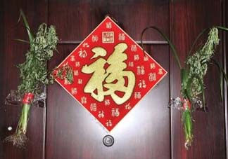 艾草掛門上是什么意思？艾草放門口什么作用？