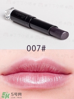 嬌蘭小黑裙007值得入嗎？嬌蘭小黑裙007唇膏口紅怎么樣？