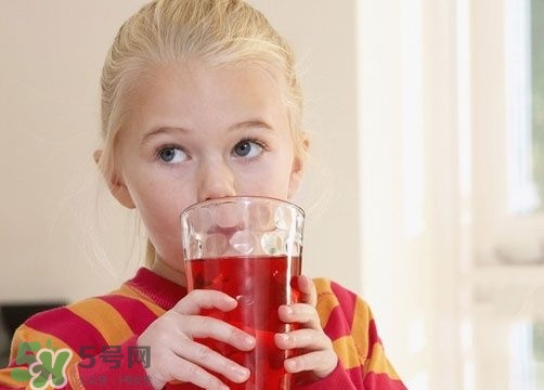 碳酸飲料喝多了會怎么樣？碳酸飲料的危害有哪些