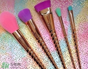 tarte獨(dú)角獸刷子多少錢？tarte獨(dú)角獸化妝刷怎么樣？