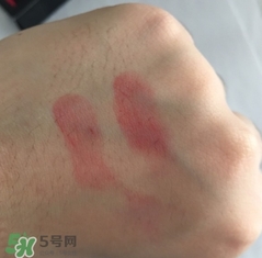 嬌蘭小黑裙003好看嗎？嬌蘭小黑裙唇膏003試色