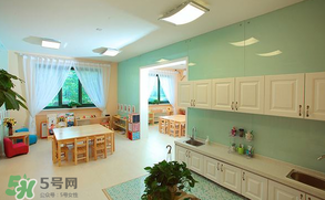 米雅上的幼兒園是哪一家？卡爾安娜國際兒童會館怎么樣？