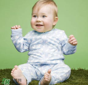 夏天寶寶能不能吃冰西瓜呢？冰西瓜寶寶能吃嗎？