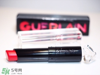 嬌蘭小黑裙022試色 嬌蘭小黑裙唇膏022試色圖 嬌蘭小黑裙022試色 嬌蘭小黑裙唇膏022試色圖