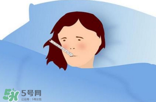 病毒性感冒發(fā)燒怎么辦？病毒性感冒癥狀有哪些