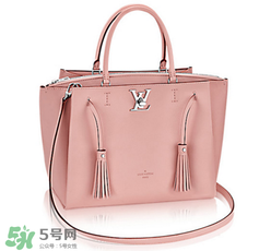 lv lockmeto流蘇手提包正品多少錢？lv新款流蘇包專柜價格