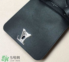 lv lockme包包怎么辨別真?zhèn)?？lv lockme包包真假鑒定