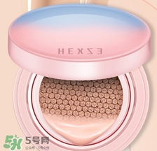 用了氣墊bb還要用粉餅嗎？氣墊bb和粉餅的區(qū)別