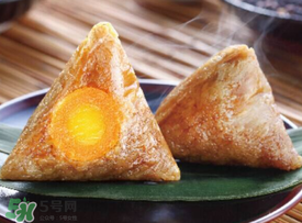 蛋黃粽子的蛋黃怎么弄？包粽子的蛋黃怎么處理？