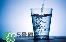 30天不喝飲料，妹子的對(duì)比照令人震驚 喝白開水的好處