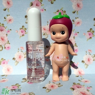 rimmel口紅雨衣英版日版哪個(gè)好？rimmel口紅雨衣英版日版區(qū)別