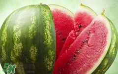 桃子和西瓜一起吃會中毒嗎？桃子和西瓜能一起吃嗎？