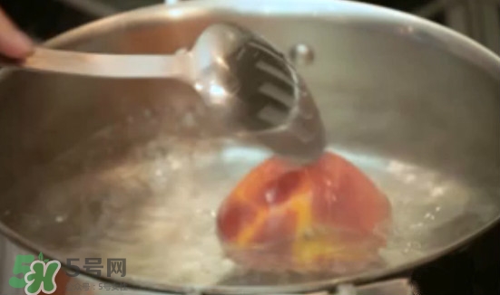 吃桃子要不要削皮？吃桃子的去皮方法