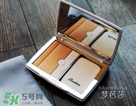 嬌蘭和迪奧粉餅?zāi)膫€(gè)好？嬌蘭和dior迪奧粉餅對(duì)比