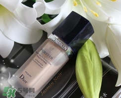 嬌蘭和迪奧粉底液哪個好？嬌蘭和迪奧粉底液對比