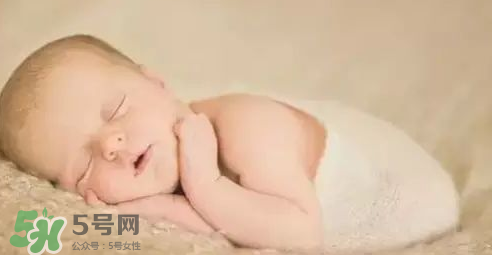 寶寶臍帶掉了要緊嗎？寶寶臍帶掉了出血了怎么辦？