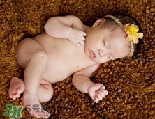 寶寶臍帶掉了要緊嗎？寶寶臍帶掉了出血了怎么辦？