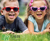 兒童可以帶太陽鏡嗎？兒童可以帶墨鏡嗎？