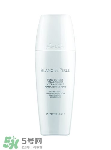 嬌蘭和迪奧粉底液哪個好？嬌蘭和迪奧粉底液對比