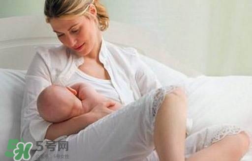 哺乳期能吃櫻桃嗎？哺乳期吃櫻桃寶寶會上火嗎？