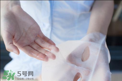 百雀羚三生花面膜怎么用？百雀羚三生花面膜用完要洗嗎？