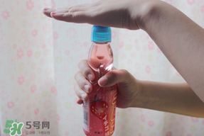 彈珠汽水怎么開？彈珠汽水怎么開不會(huì)噴？