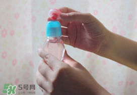 彈珠汽水怎么開？彈珠汽水怎么開不會(huì)噴？