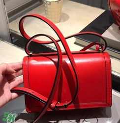 loewe三角包怎么看真假？羅意威巴塞羅那三角包真假辨別