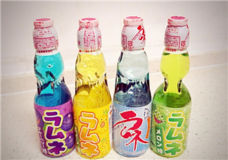 彈珠汽水怎么開？彈珠汽水怎么開不會噴？