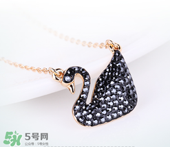 施華洛世奇黑天鵝項鏈多少錢？施華洛世奇黑天鵝項鏈專柜價格