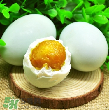 端午節(jié)為什么要吃綠豆糕？端午節(jié)為什么要吃鴨蛋？